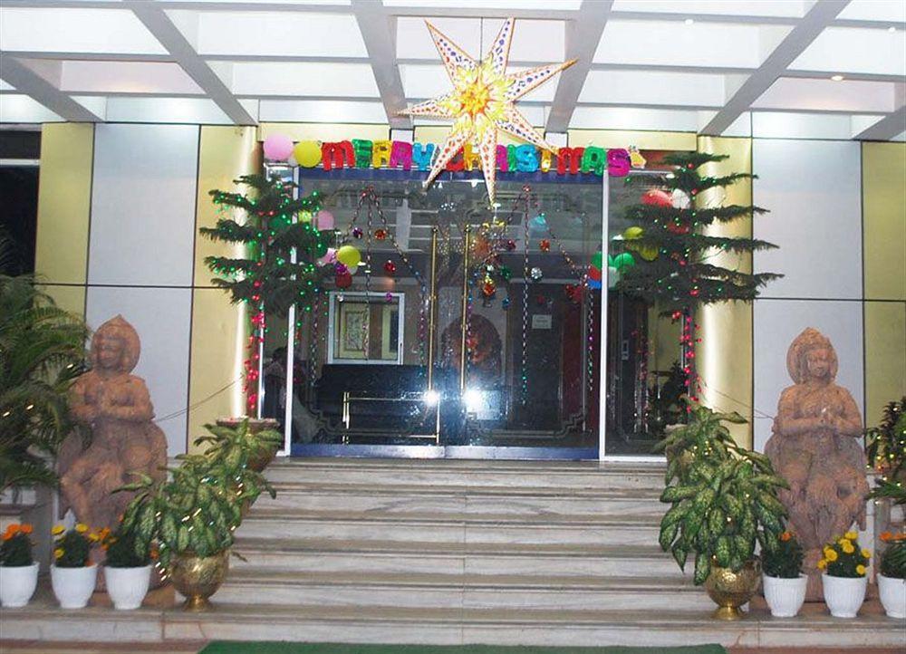 Aryapalace Hotel Bhubaneswar